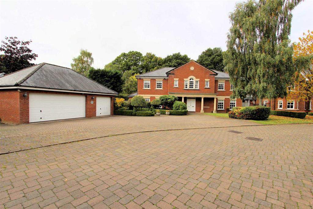 Goughs Lane, Knutsford 5 bed detached house £4,995 pcm (£1,153 pw)