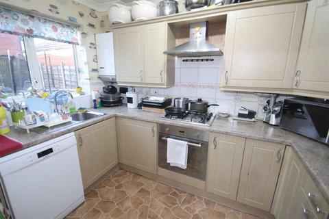 18 Haslington Road, Manchester, M22 5HS