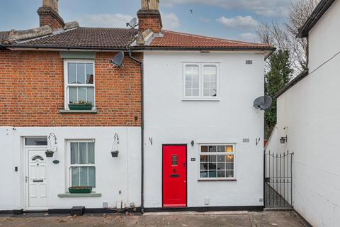 44 Adelphi Road, Epsom, KT17 1JB