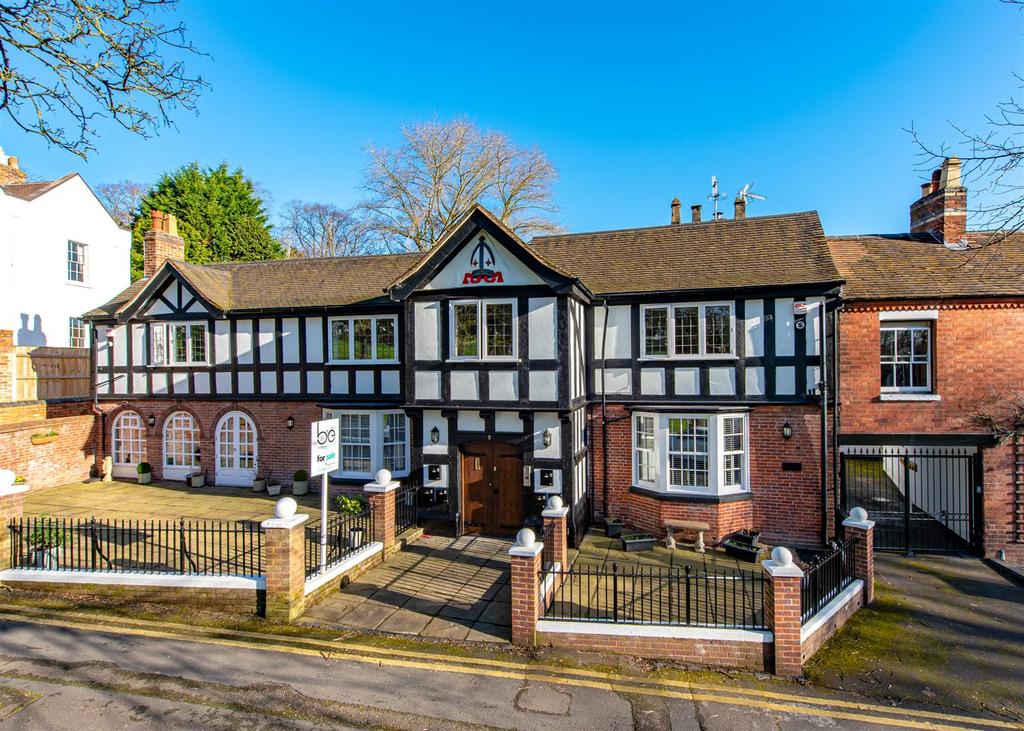 5d Lower Green, The Mitre Apartments Tettenhall, Wolverhampton 2 bed