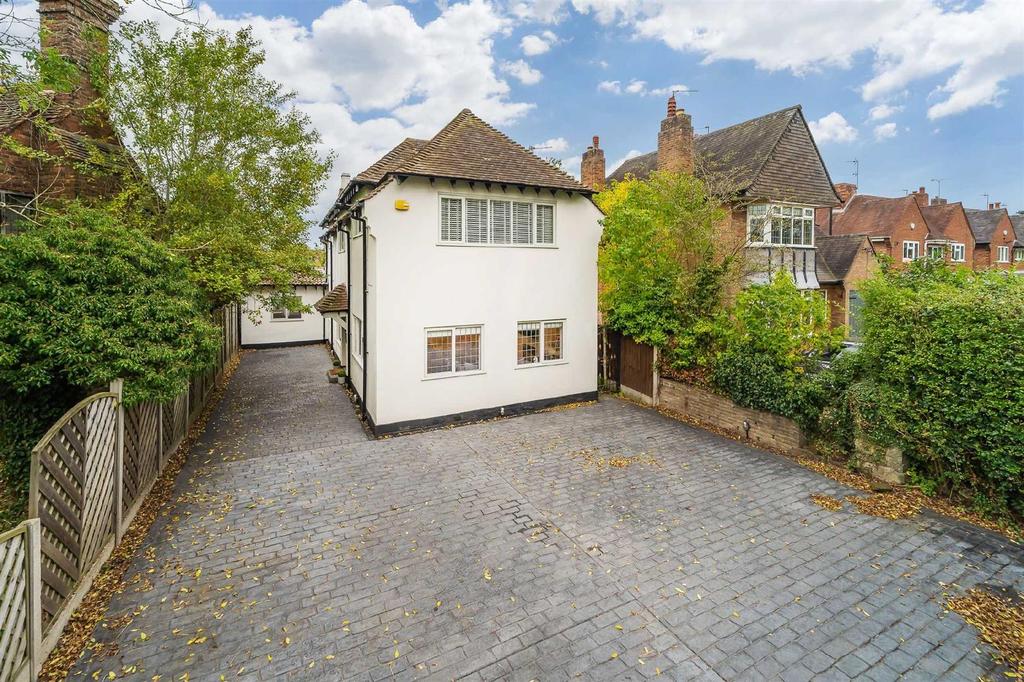 Histons Hill, Codsall, Wolverhampton 3 bed detached house £499,950