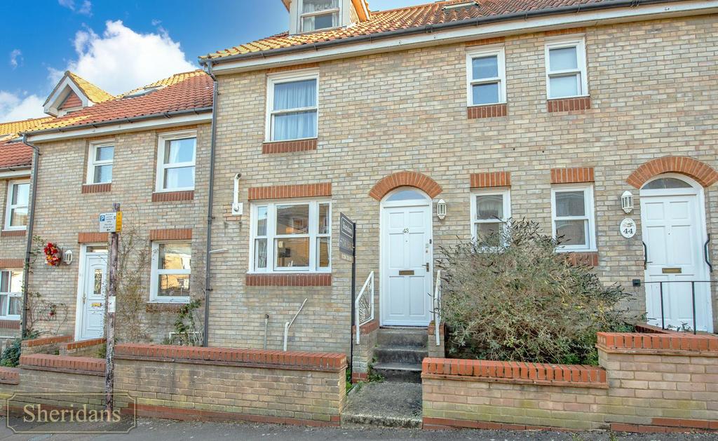 Garland Street, Bury St. Edmunds 3 bed terraced house £375,000