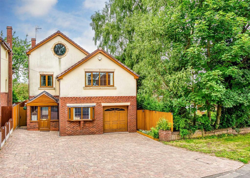 Stafford Lodge, Histons Hill, Codsall, Wolverhampton 4 bed detached