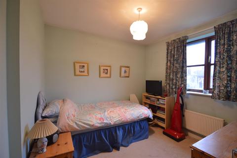 2, Brooklands Brookside, Pontesbury, Shrewsbury, SY5 0QF