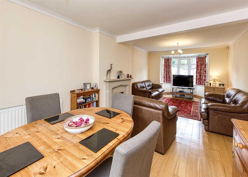 Chapel Lane, Codsall, Wolverhampton 4 bed detached house £419,950