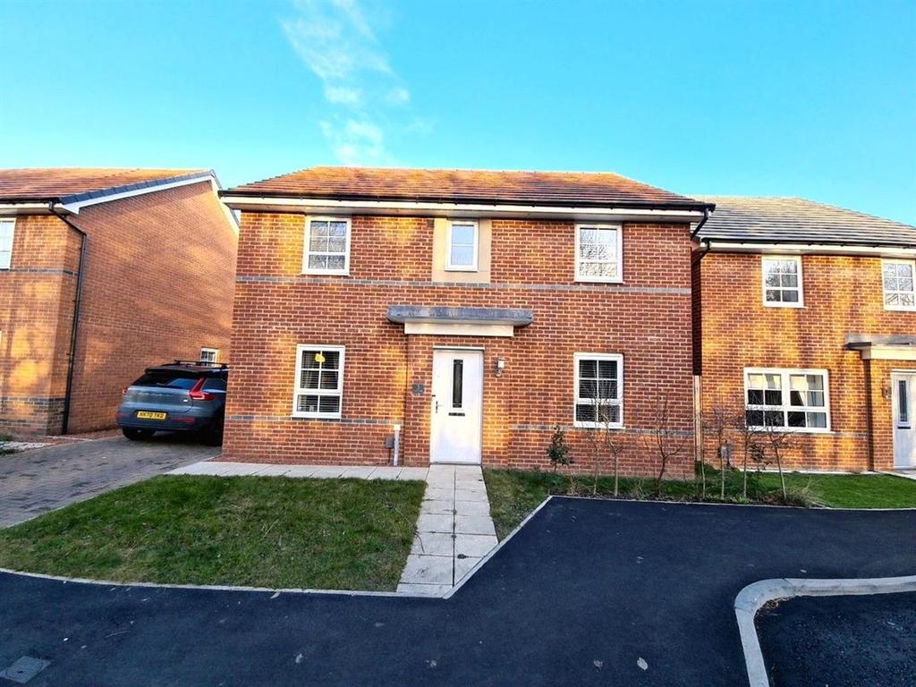 Lukes Lane, Maples, Hebburn 4 bed detached house £320,000