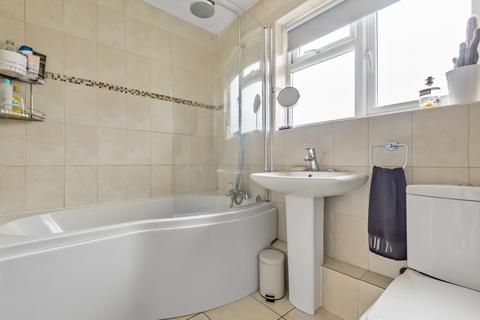 13 Conygar Road, Tetbury, GL8 8YS