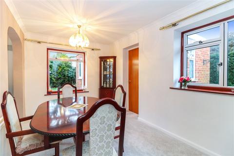 3 Cestreham Crescent, Chesham, HP5 3DB