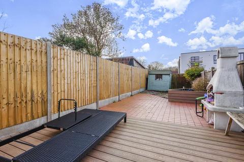 63 White Horse Hill, Chislehurst, BR7 6DQ
