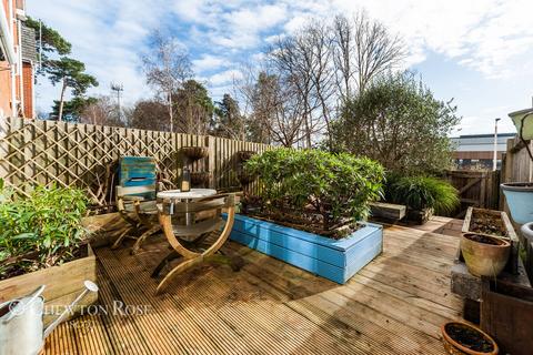 5 Brook Avenue, Ascot, SL5 7QW