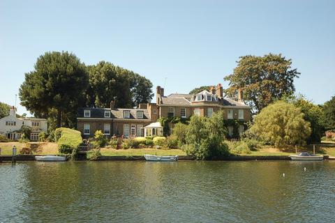 undefined, Lower Teddington Road, Hampton Wick, Kingston upon Thames KT1