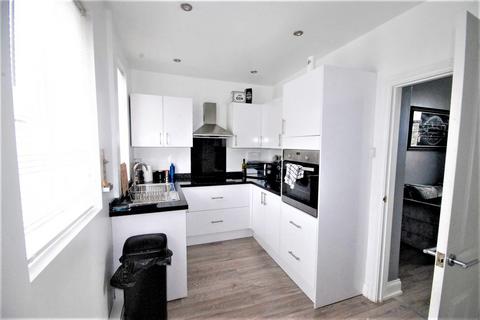 2 bedroom end of terrace house for sale, Gerald Street, South Shields