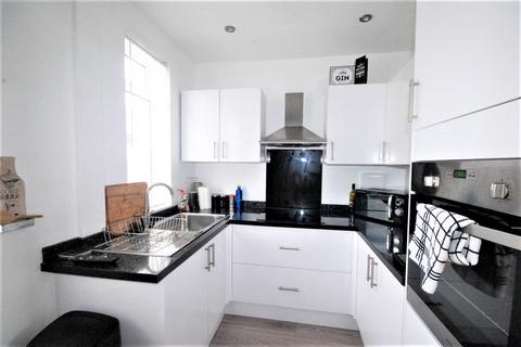 2 bedroom end of terrace house for sale, Gerald Street, South Shields