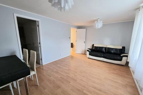 2 bedroom flat to rent, Coal Court, Grays, Essex, RM17