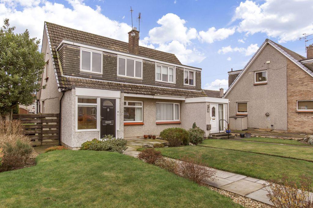 8 Farm Avenue, Lasswade, EH18 1BX 3 bed semidetached house £230,000