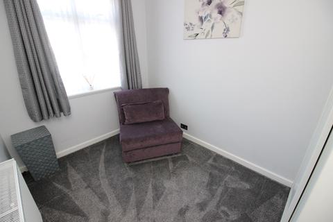 26 Elm Way, Worcester Park, KT4 8LT