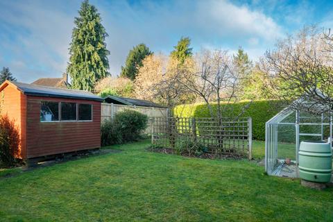 12 Bartel Close, Hemel Hempstead, HP3 8LX