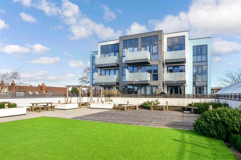 2 bedroom apartment for sale, Cavalier Close, Wallington, Surrey