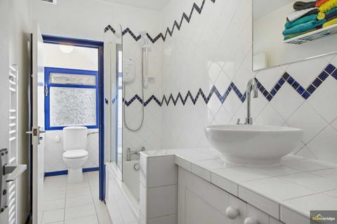 44a Latimer Road, London, E7 0LQ