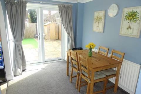 31 Mountsfield Close, Staines-upon-thames, TW19 6AP