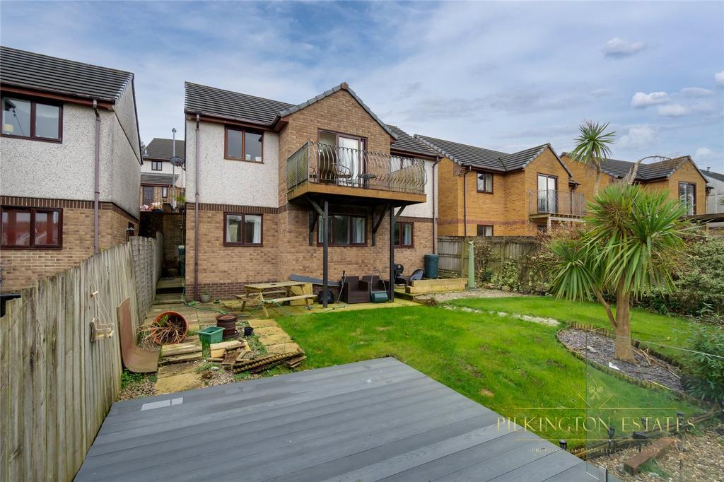 The Brook, Saltash, PL12 3 bed detached house £325,000