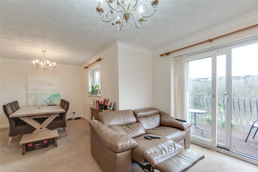 The Brook, Saltash, PL12 3 bed detached house £325,000