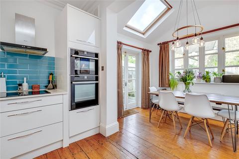 2 bedroom apartment for sale - Foxbourne Road, SW17