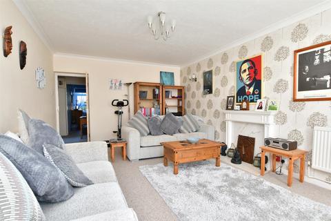 3 bedroom ground floor flat for sale - Richmond Road, Worthing, West Sussex