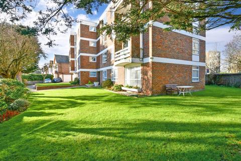 3 bedroom ground floor flat for sale - Richmond Road, Worthing, West Sussex