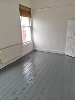 1 bedroom in a house share to rent - West Street, Bristol
