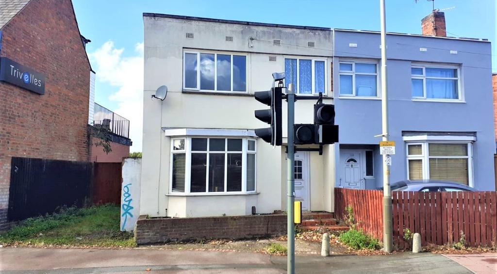 106 St. Margarets Way, Leicester, LE4 0BT 3 bed semidetached house £