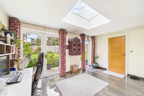 3 bedroom end of terrace house for sale, Bywood, Bracknell, Berkshire, RG12