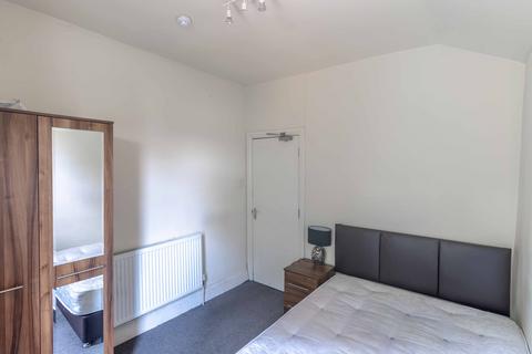 1 bedroom in a house share to rent, Wheelwright Road, Erdington, Birmingham