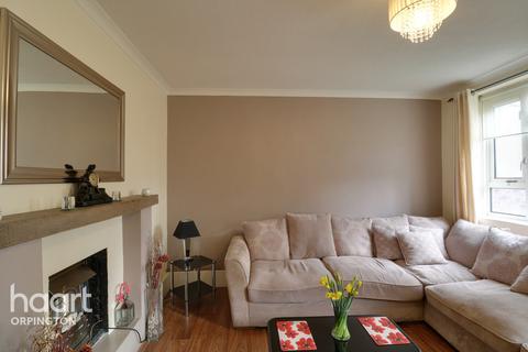 12 Mickleham Close, Orpington, BR5 2SN