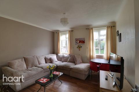 12 Mickleham Close, Orpington, BR5 2SN