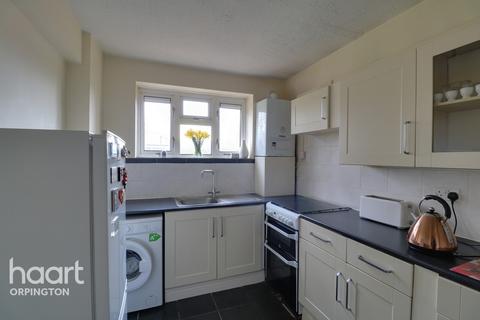 12 Mickleham Close, Orpington, BR5 2SN