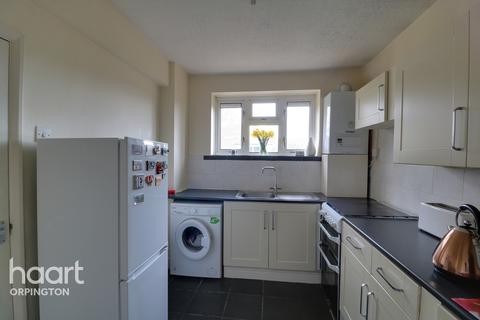 12 Mickleham Close, Orpington, BR5 2SN