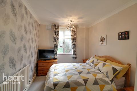 12 Mickleham Close, Orpington, BR5 2SN