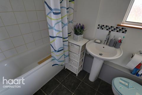 12 Mickleham Close, Orpington, BR5 2SN
