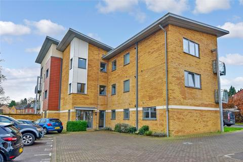 2 bedroom flat for sale, The Farrows, Maidstone, Kent