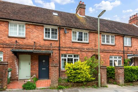 3 bed terraced house for rent in City Centre, Winchester, Unfurnished