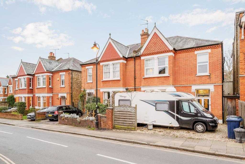Church Road, Hanwell, W7 4 bed semidetached house £1,400,000
