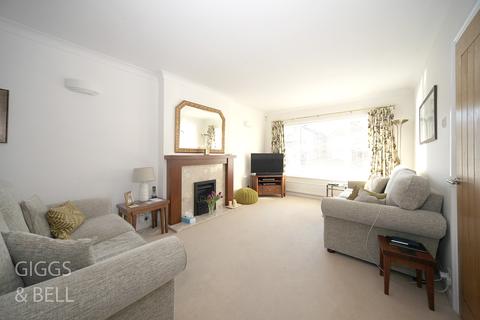 58 Felstead Way, Luton, LU2 7LJ