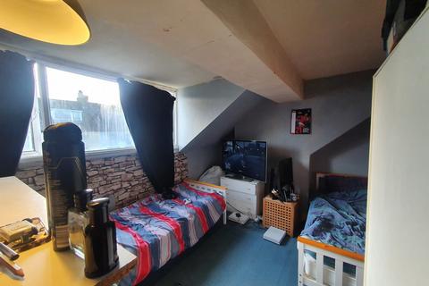 2 bedroom terraced house for sale, Melrose Street, Halifax, HX3