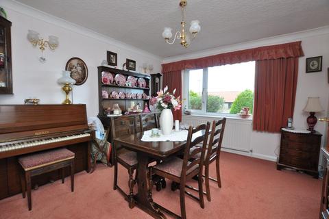44 Hermitage Way, Sleights, Whitby, YO22 5HG