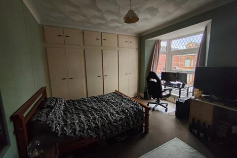 6 bedroom house to rent - 98 St Helens Road Swansea