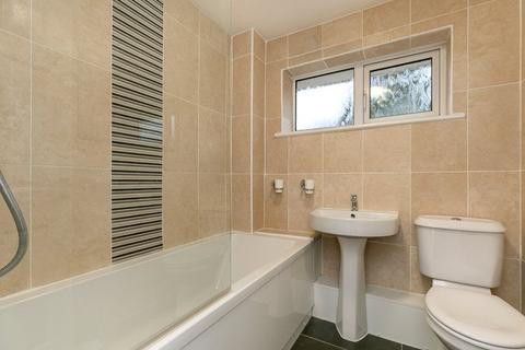 11 Redwing Close, South Croydon, CR2 8QU