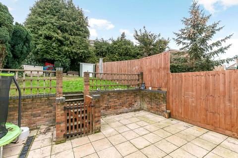 11 Redwing Close, South Croydon, CR2 8QU