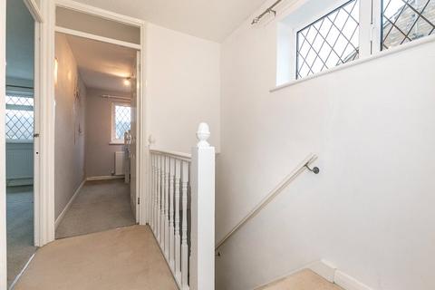11 Redwing Close, South Croydon, CR2 8QU