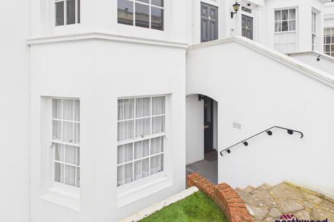 3 bedroom apartment for sale, Silverdale Road, Lower Meads, Eastbourne, BN20